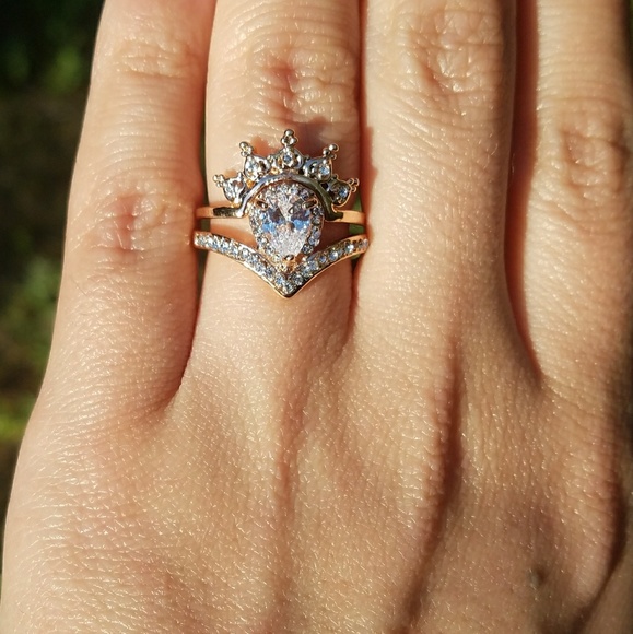 HP🌸Rose Gold Pear Cut Bridal Set - Picture 5 of 5